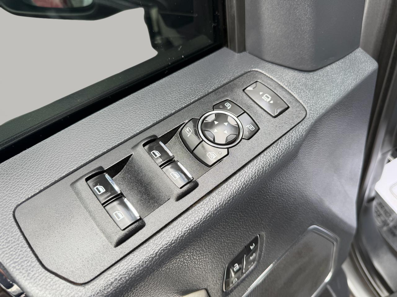 Ford F-350 SD Lariat Crew Cab 4WD 2022