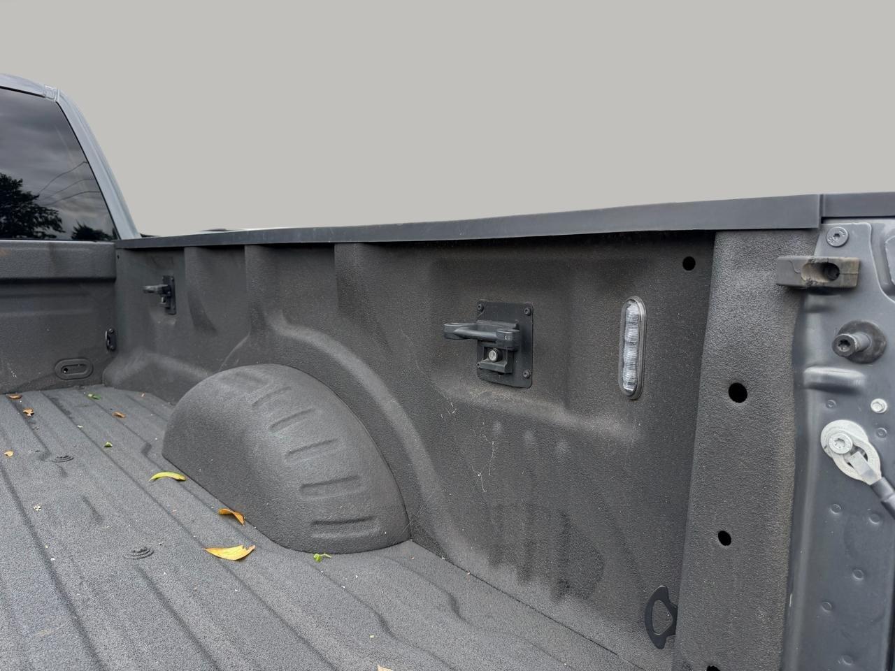 Ford F-350 SD Lariat Crew Cab 4WD 2022