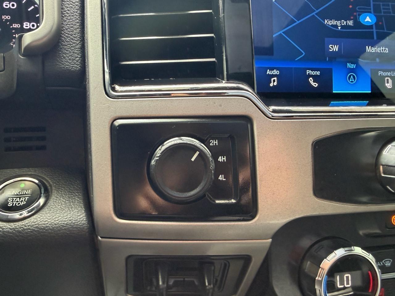 Ford F-350 SD Lariat Crew Cab 4WD 2022