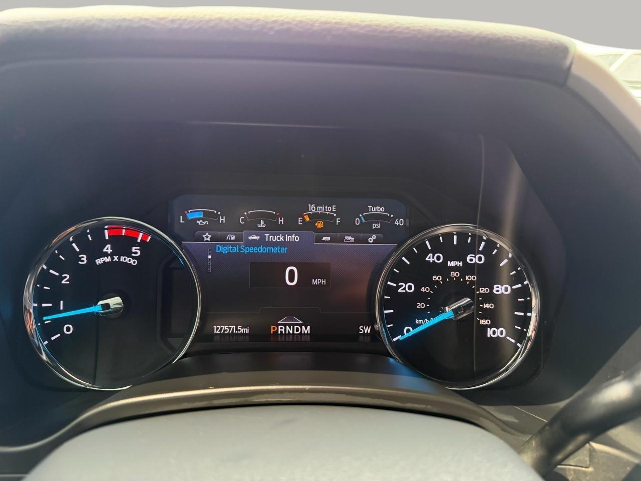 Ford F-350 SD Lariat Crew Cab 4WD 2022