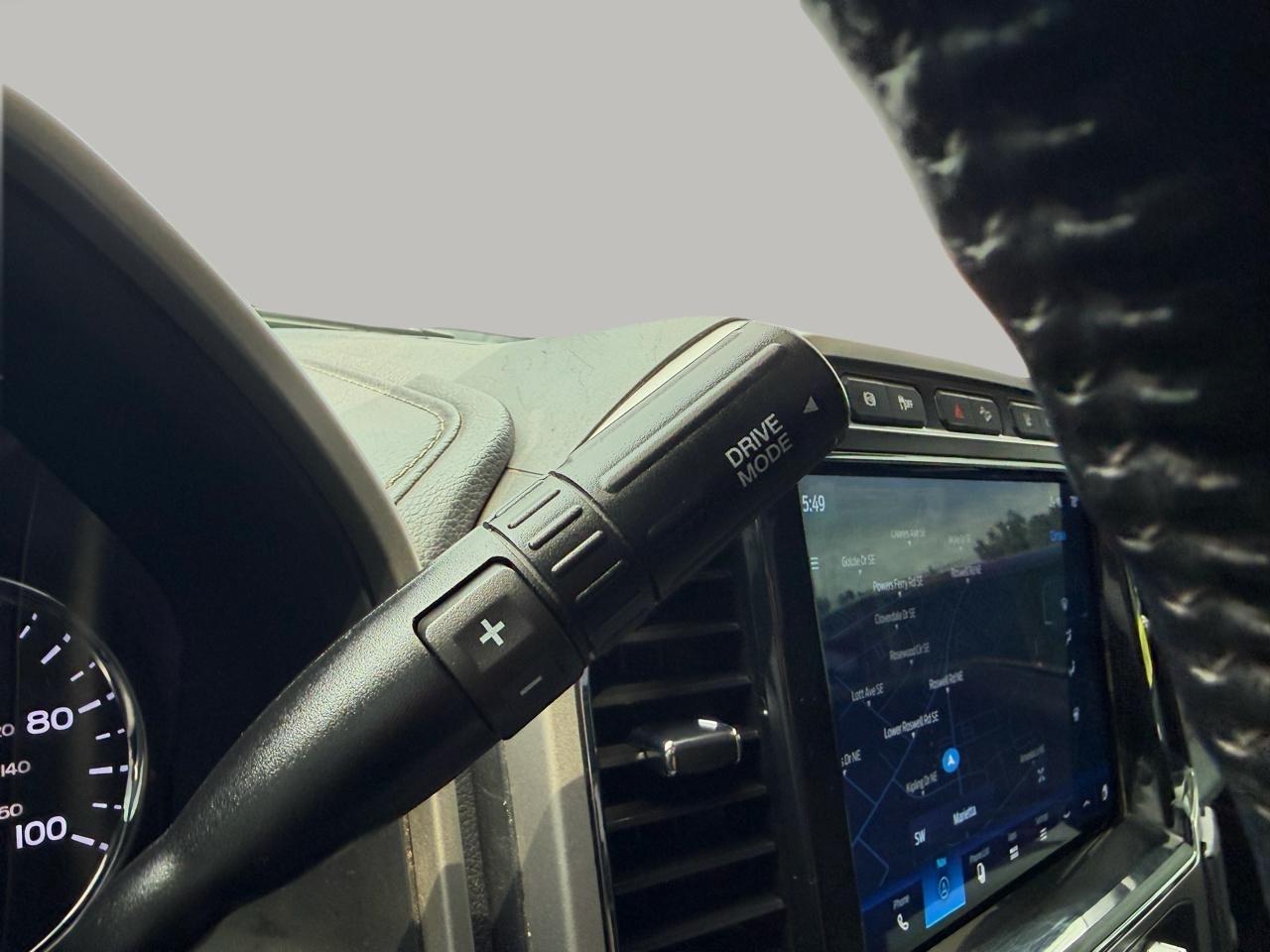 Ford F-350 SD Lariat Crew Cab 4WD 2022