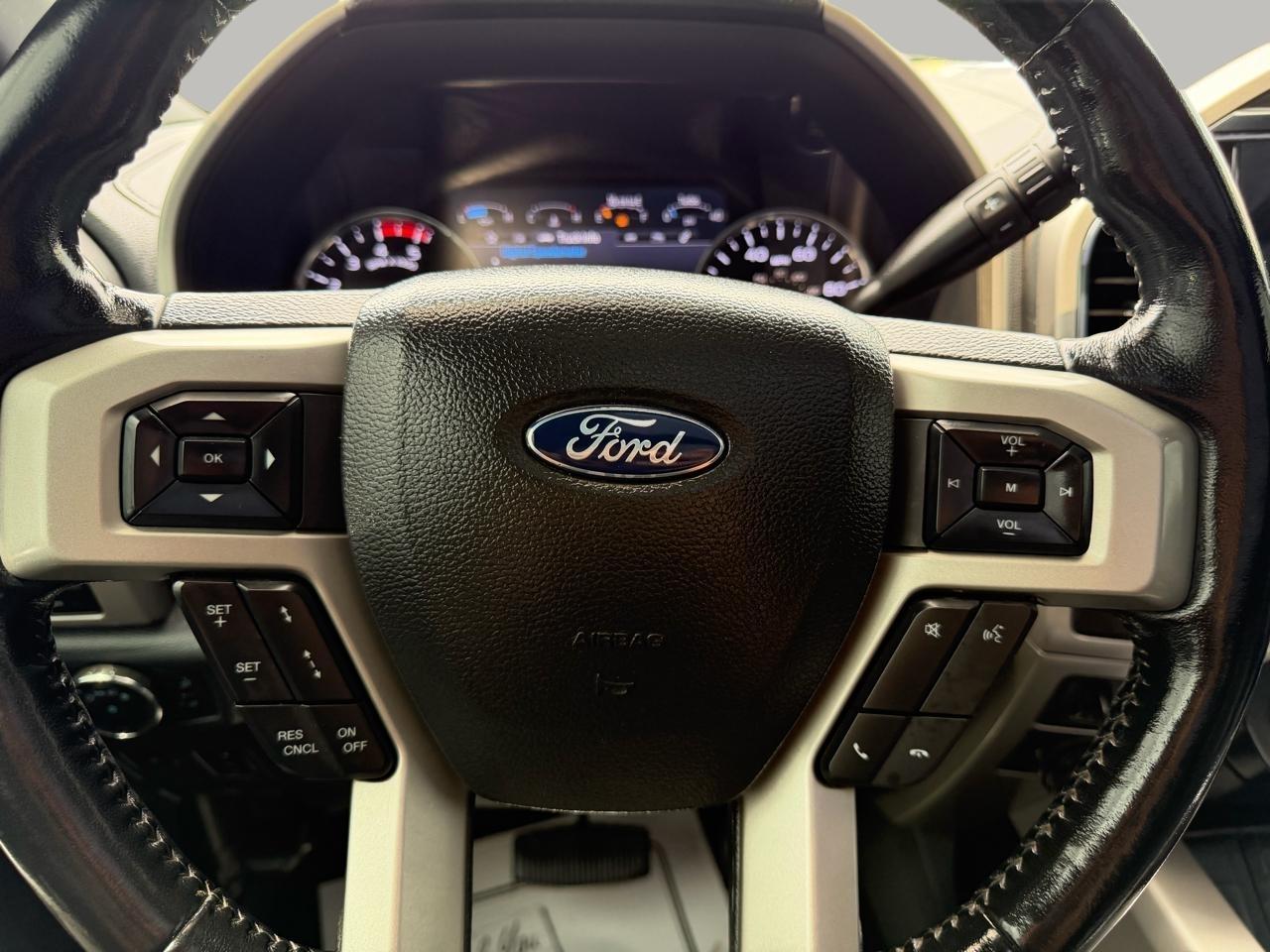 Ford F-350 SD Lariat Crew Cab 4WD 2022
