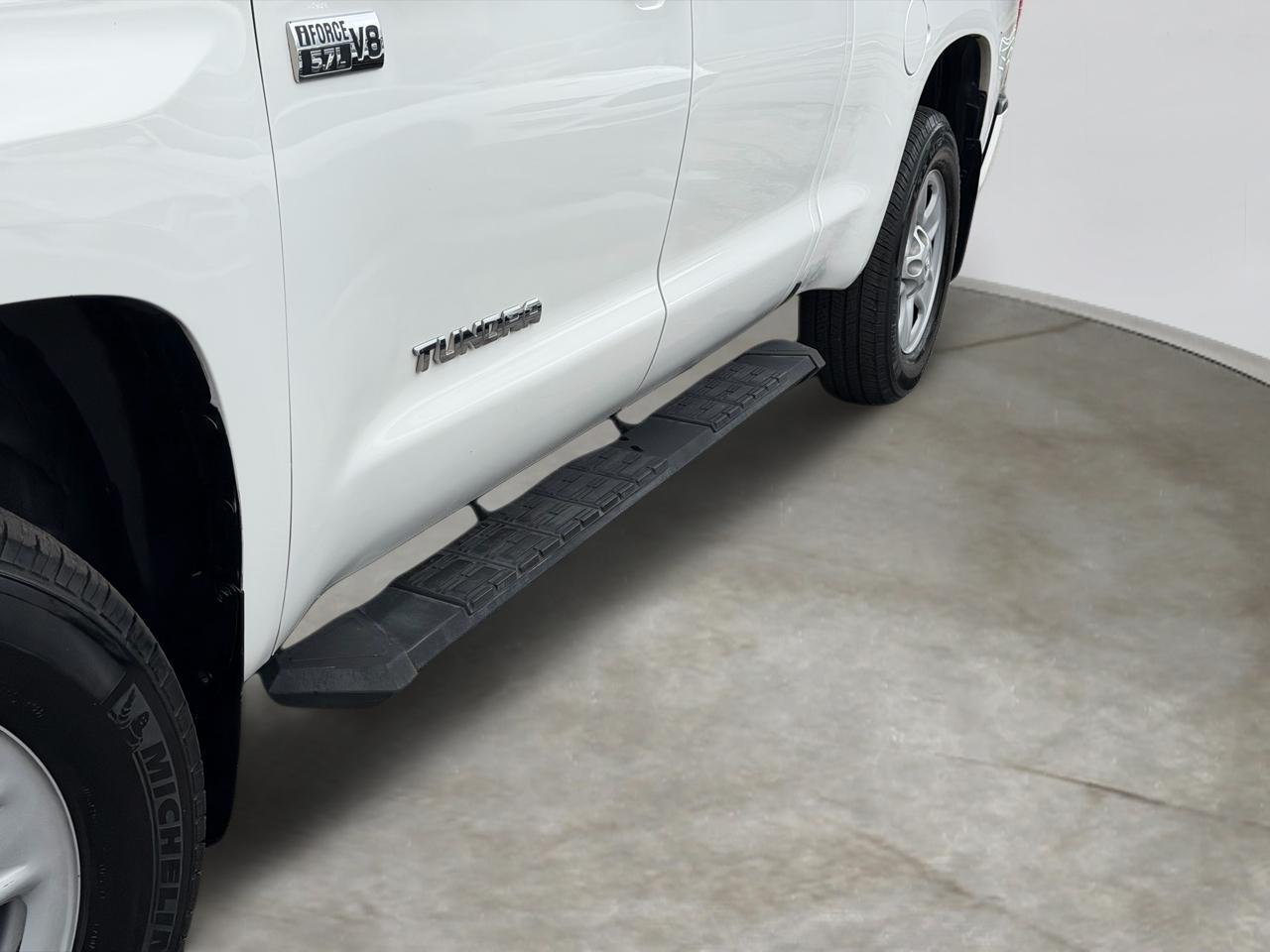 Toyota Tundra SR5 5.7L V8 Double Cab 2WD 2021