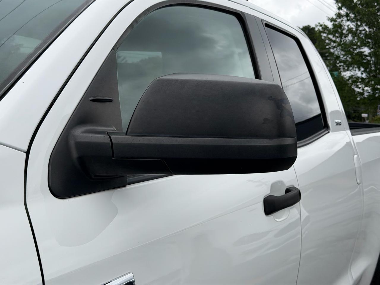 Toyota Tundra SR5 5.7L V8 Double Cab 2WD 2021