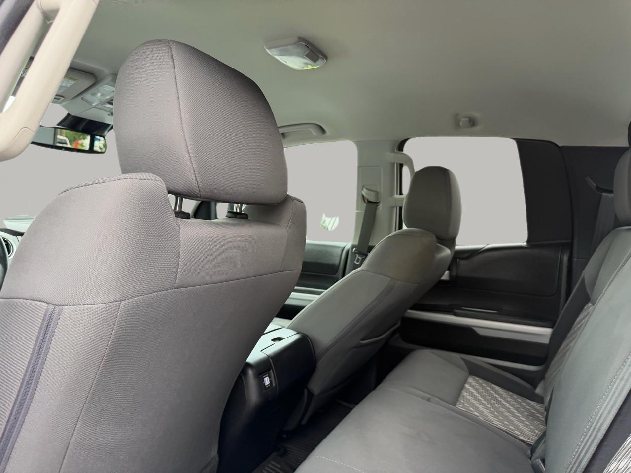 Toyota Tundra SR5 5.7L V8 Double Cab 2WD 2021