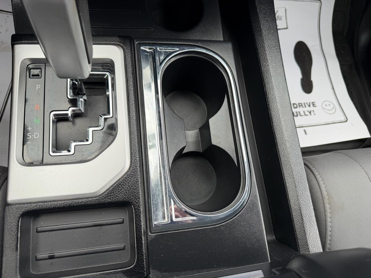 Toyota Tundra SR5 5.7L V8 Double Cab 2WD 2021