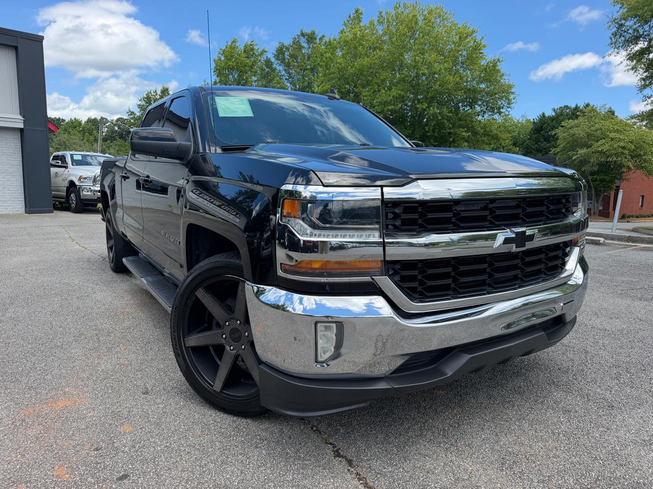 Chevrolet Silverado 1500 LT Crew Cab 2WD 2017