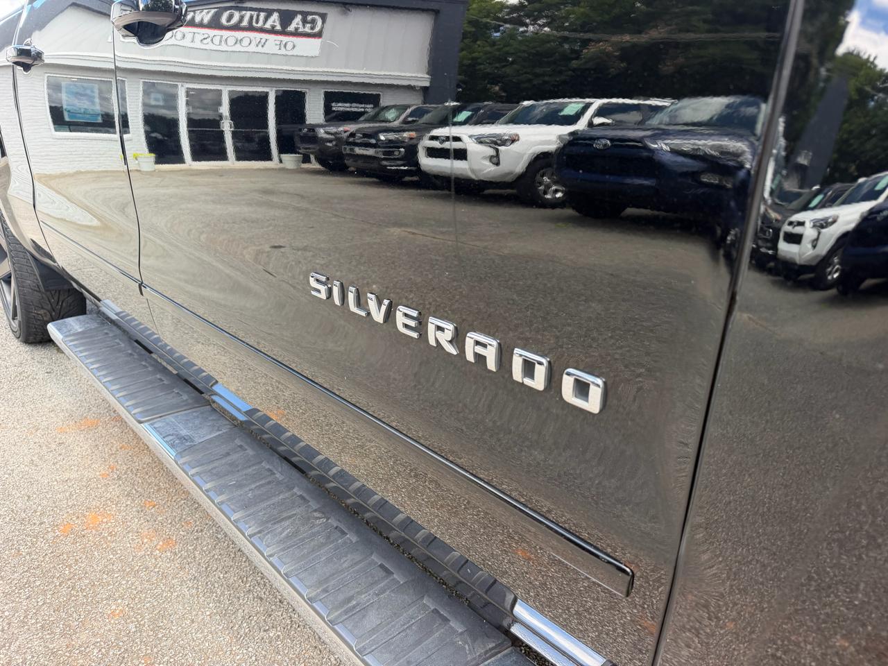 Chevrolet Silverado 1500 LT Crew Cab 2WD 2017