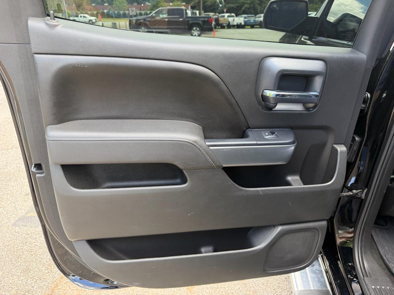 Chevrolet Silverado 1500 LT Crew Cab 2WD 2017