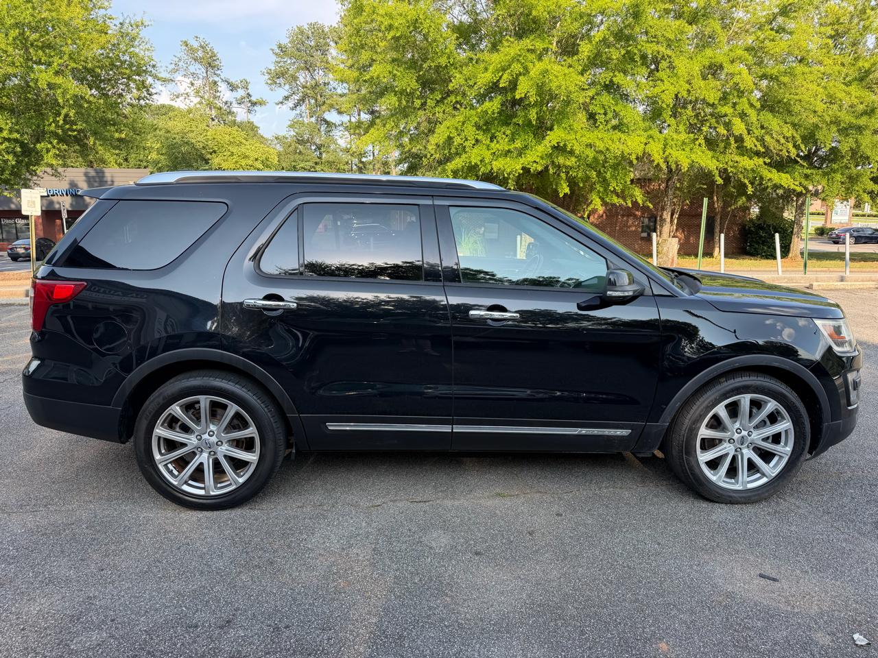 Ford Explorer Limited FWD 2016