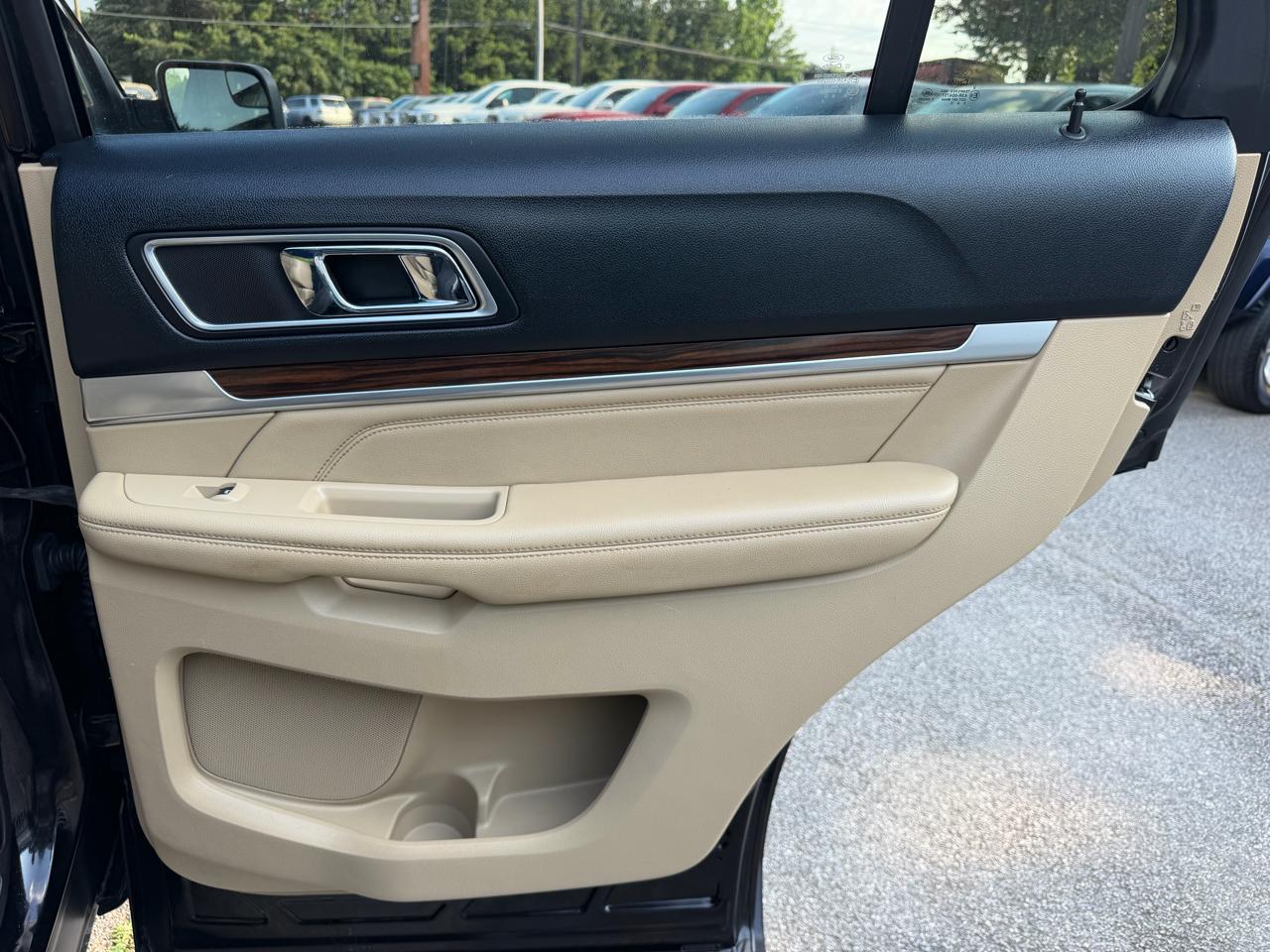 Ford Explorer Limited FWD 2016
