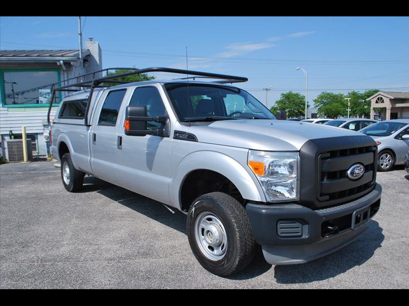 Used 2011 Ford F250 XL Crew Cab 4WD for Sale in Kendallville IN 46755 The Auto Brokers II