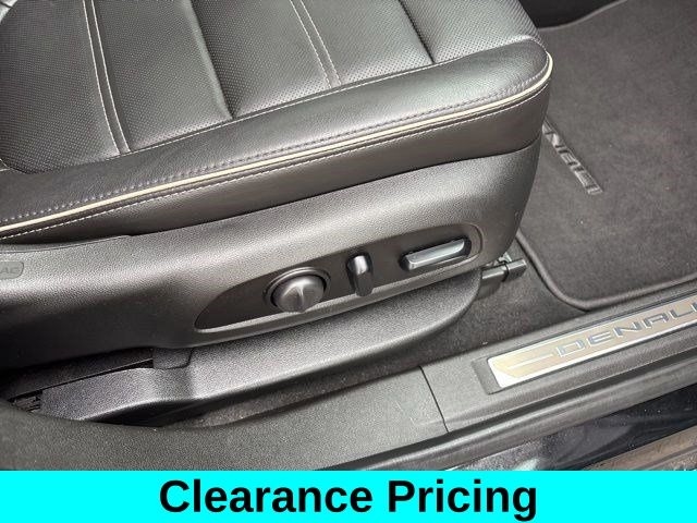 GMC Acadia Denali AWD 2020