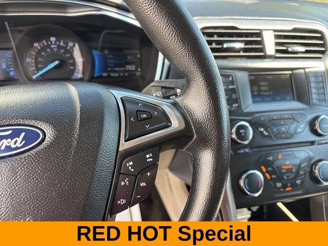 Ford Fusion Hybrid SE 2018