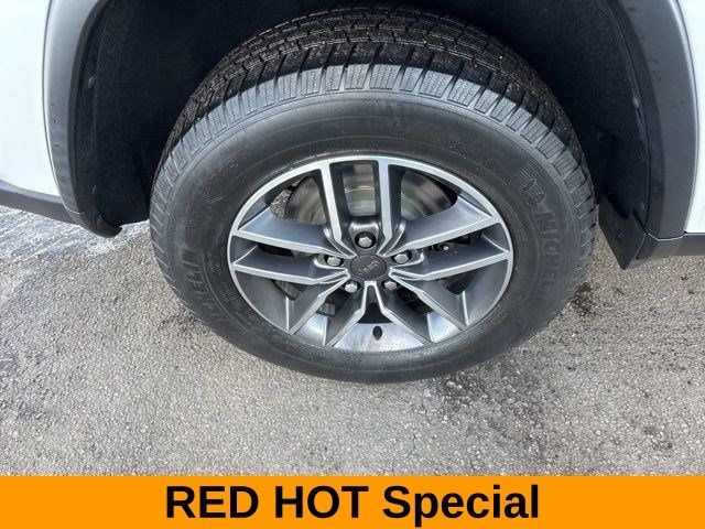 Jeep Grand Cherokee Laredo E 2020