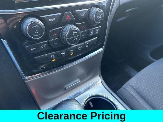 Jeep Grand Cherokee Laredo E 2020