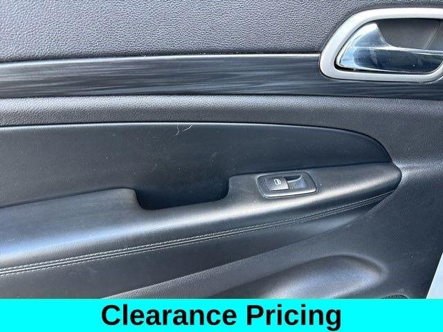 Jeep Grand Cherokee Laredo E 2020