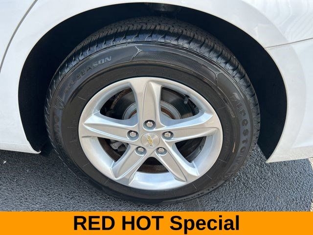 Chevrolet Malibu  2020