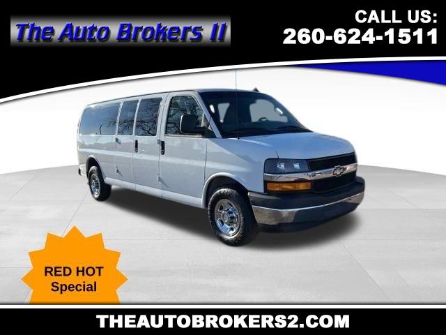2017 Chevrolet Express 3500 LT Passenger