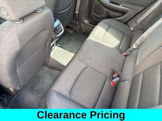 Chevrolet Malibu  2023