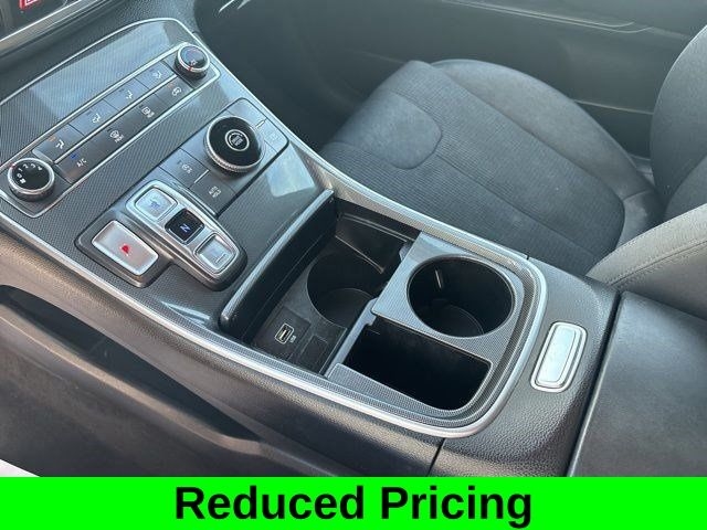 Hyundai Santa Fe SE 2021