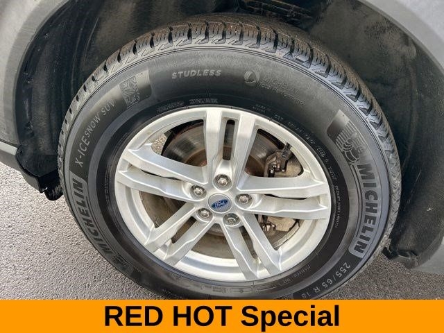 Ford Explorer XLT 4WD 2021