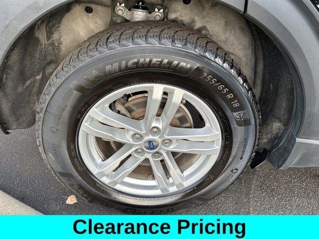 Ford Explorer XLT 4WD 2021