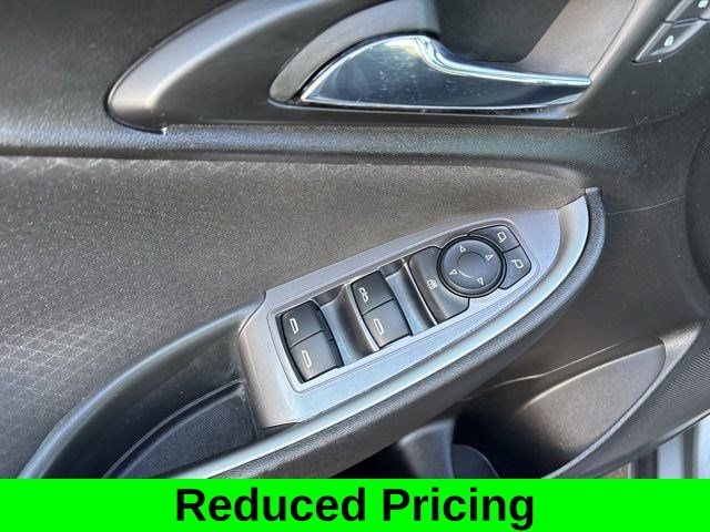 Chevrolet Malibu  2023