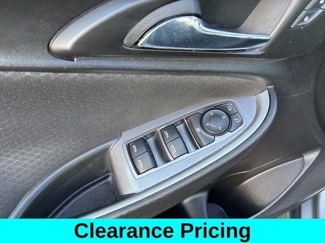 Chevrolet Malibu  2023