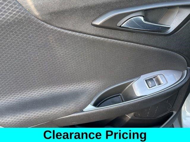 Chevrolet Malibu  2023