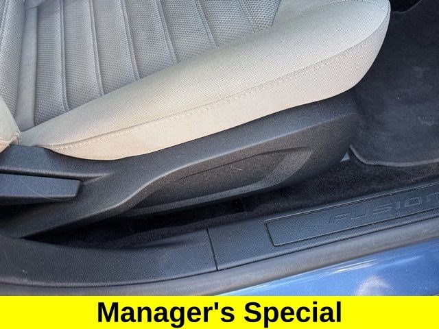 Ford Fusion Hybrid S 2018