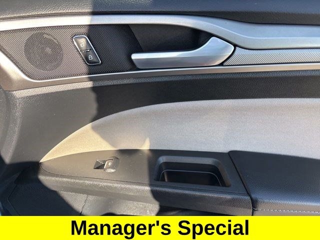 Ford Fusion Hybrid S 2018