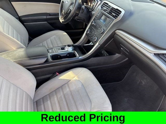 Ford Fusion Hybrid S 2018