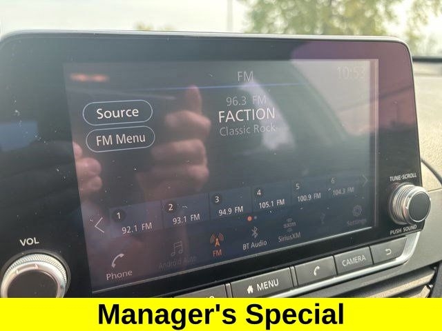 Nissan Altima 2.5 SV 2024