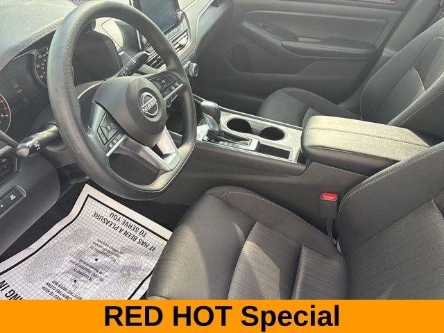 Nissan Altima 2.5 SV 2024