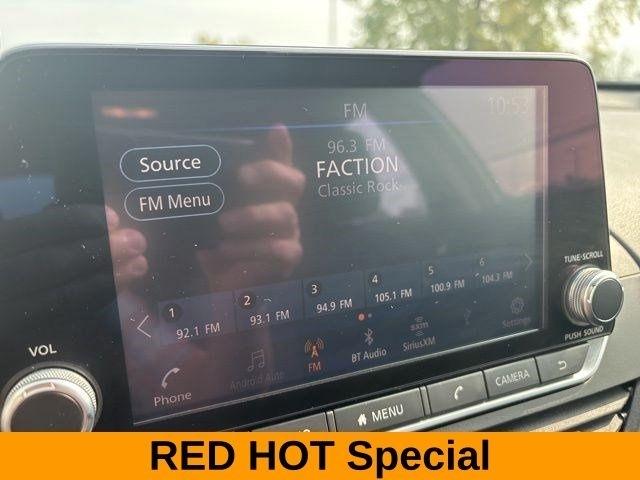 Nissan Altima 2.5 SV 2024