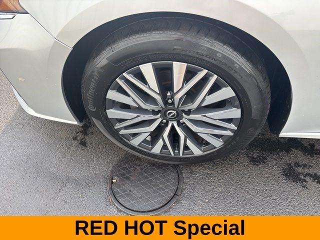 Nissan Altima 2.5 SV 2024