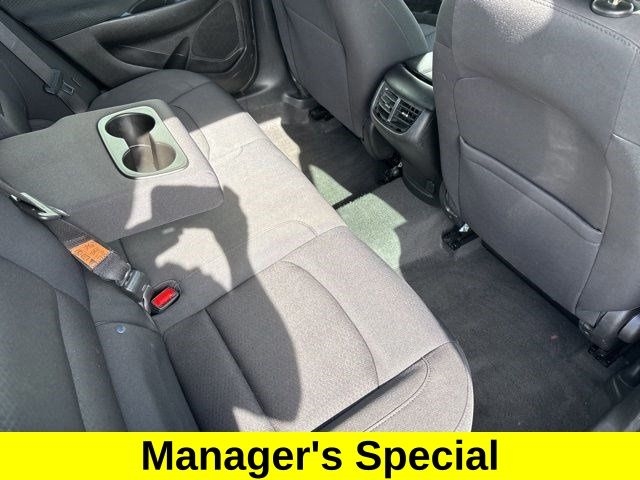 Chevrolet Malibu  2023