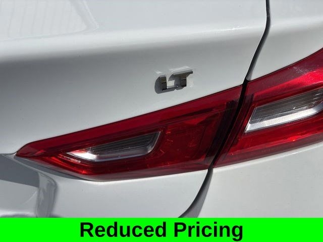 Chevrolet Malibu  2023