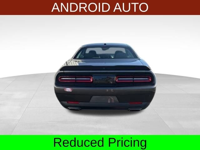 Dodge Challenger SXT 2022