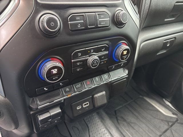 Chevrolet Silverado 1500 RST Crew Cab 4WD 2019 Chevrolet Silverado 1500 RST Crew Cab 4WD 2019