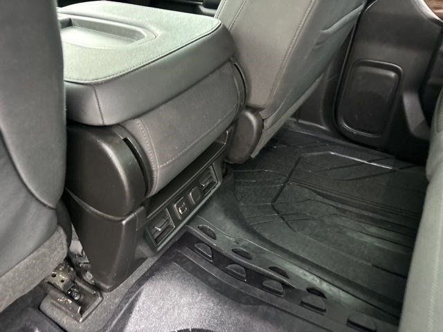 Chevrolet Silverado 1500 RST Crew Cab 4WD 2019 Chevrolet Silverado 1500 RST Crew Cab 4WD 2019