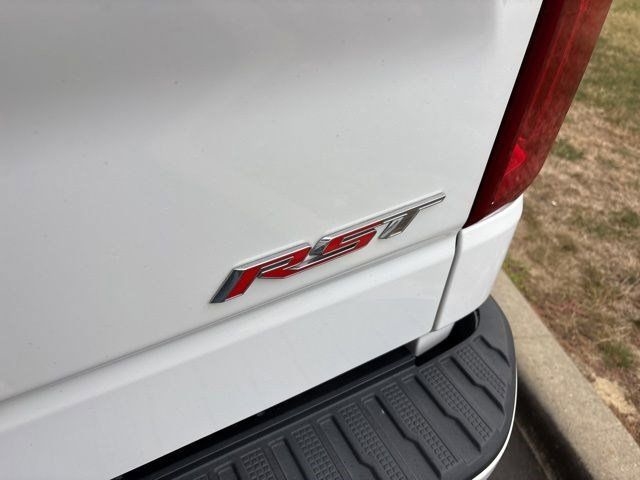 Chevrolet Silverado 1500 RST Crew Cab 4WD 2019 Chevrolet Silverado 1500 RST Crew Cab 4WD 2019