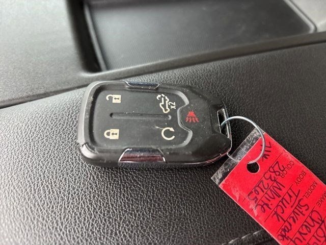 Chevrolet Silverado 1500 RST Crew Cab 4WD 2019 Chevrolet Silverado 1500 RST Crew Cab 4WD 2019