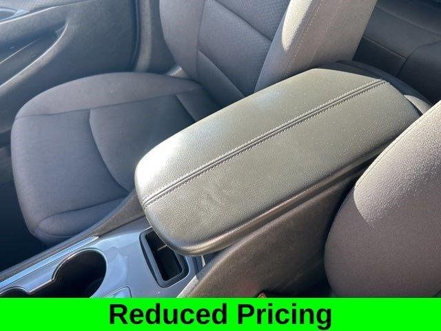 Chevrolet Malibu  2023