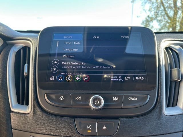 Chevrolet Malibu  2023