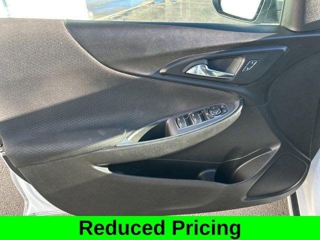 Chevrolet Malibu  2023