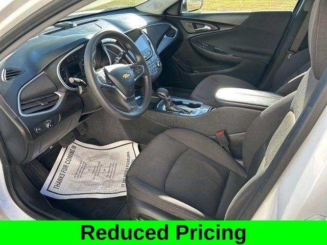 Chevrolet Malibu  2023