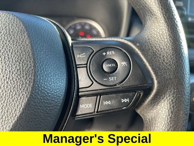 Toyota RAV4 XLE AWD 2022