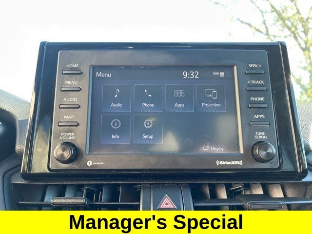 Toyota RAV4 XLE AWD 2022